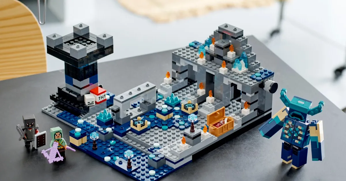 Best LEGO Minecraft sets by @theHappyCrafts