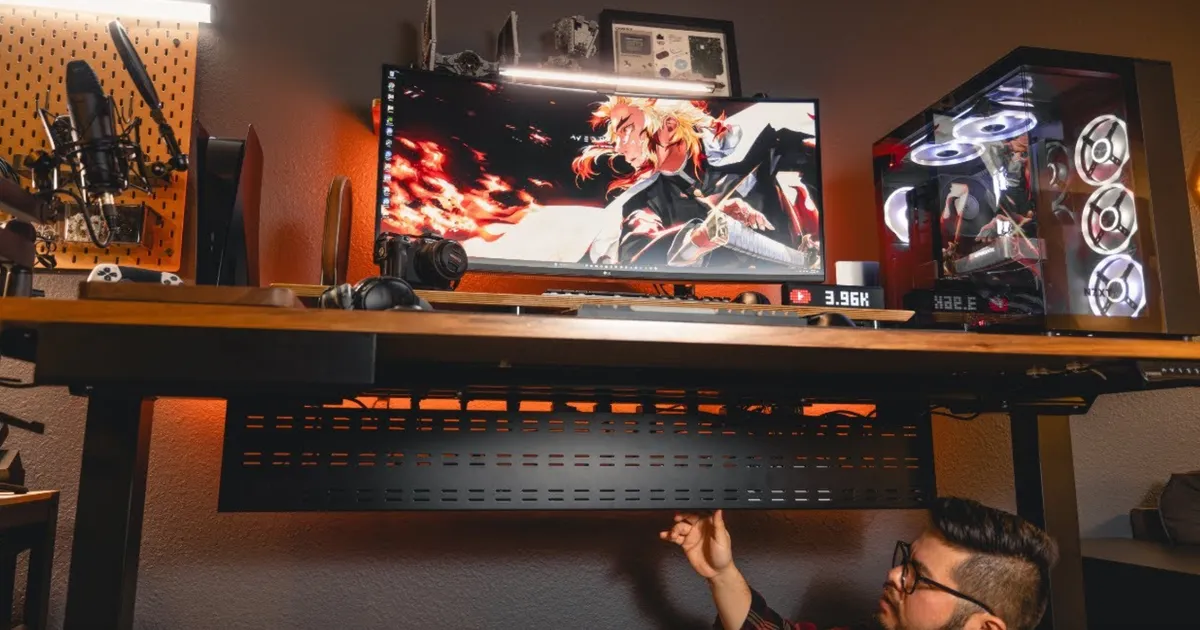 Mess Computer Table Setup The ONE Cable Desk Setup - A Simple Guide to Desk Cable Management by ...