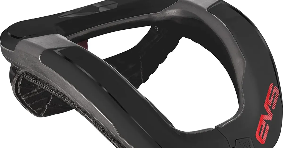 R4 Race Collar | Best MTB Neck Braces For Kids